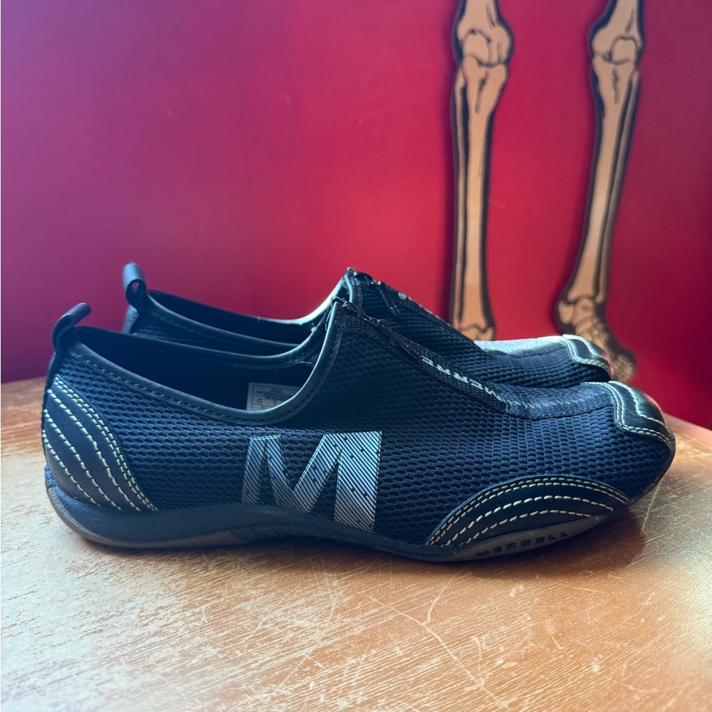 Merrell Black Mesh Slip-On Retro Sneakers